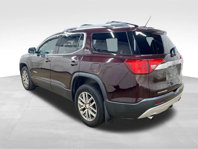 2017 GMC Acadia SLE-2