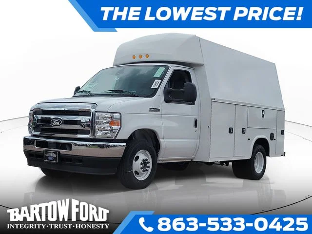 New 2027 Oxford White Ford Base image 1