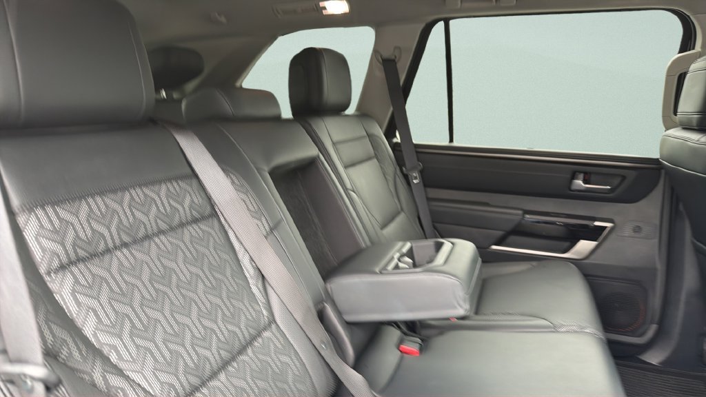 Used 2024  Toyota Limited image 34