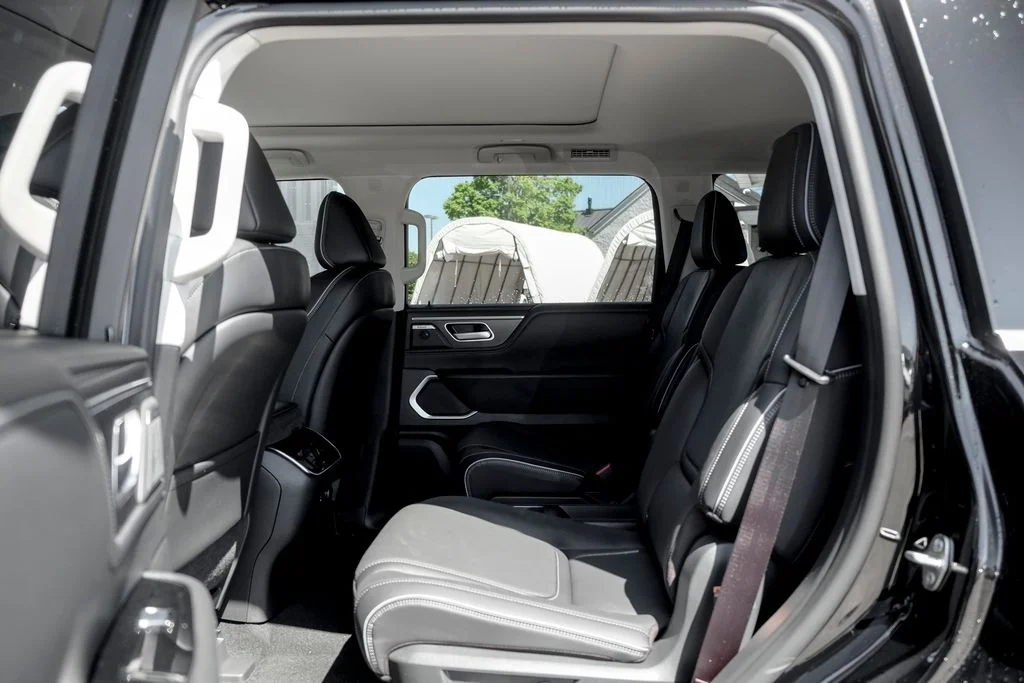 New 2026 BLACK OBSIDIAN INFINITI Luxe 4WD image 17