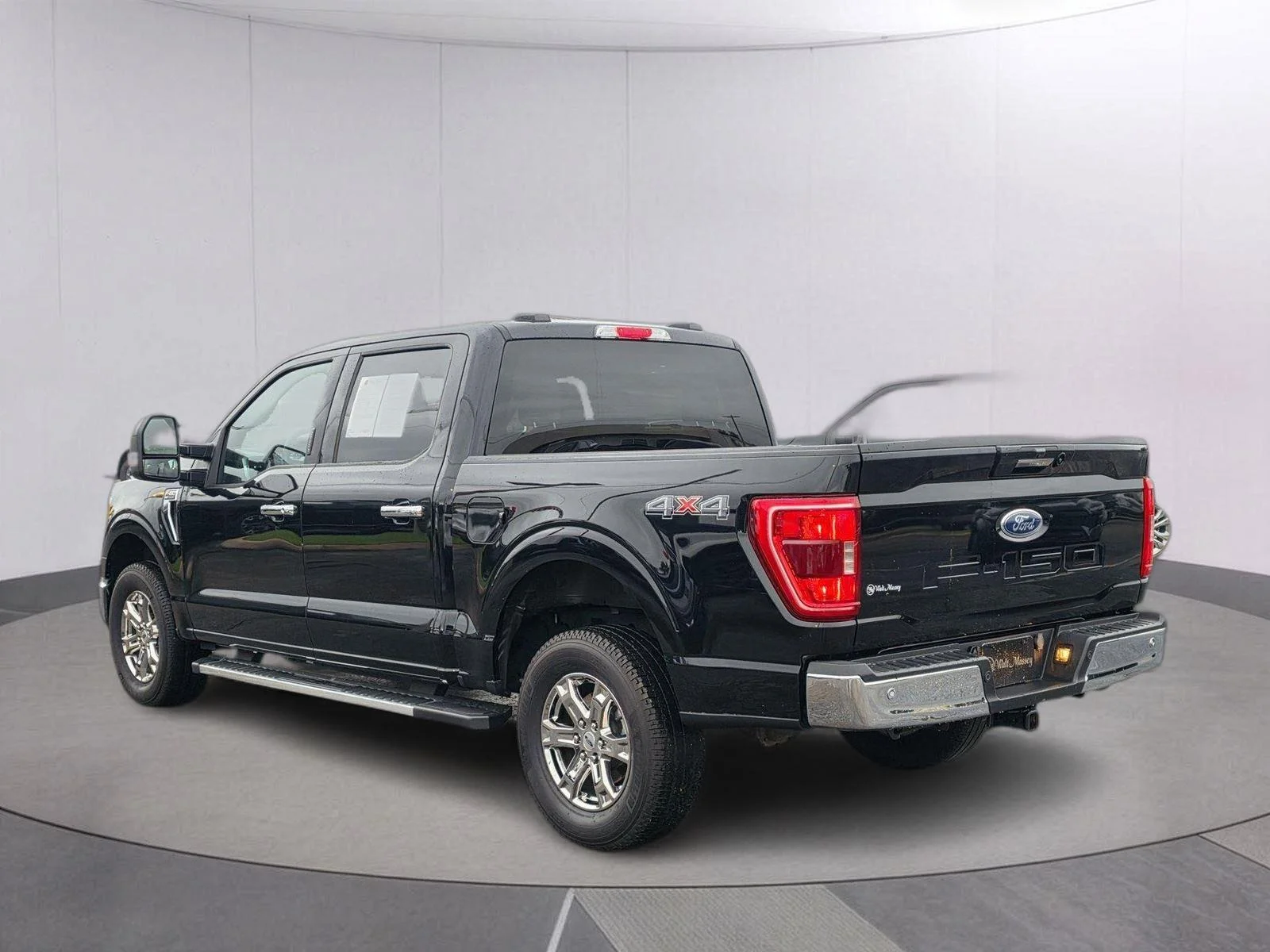 Used 2023 Agate Black Ford XLT image 7