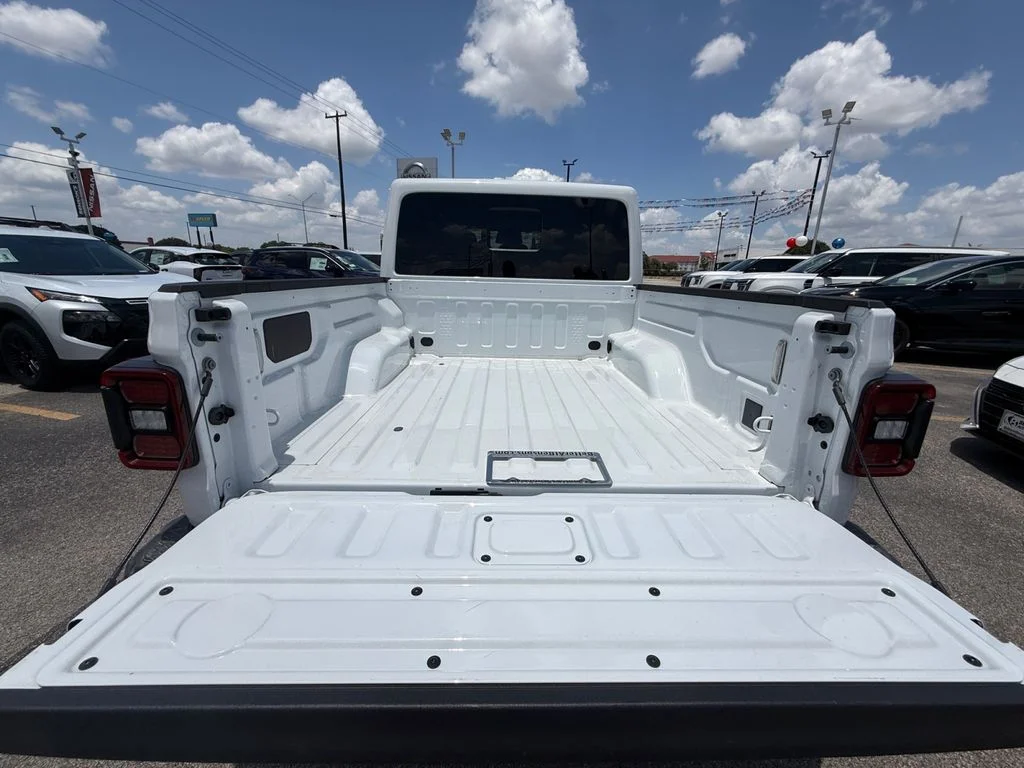 New 2026 White Jeep Sport S image 19