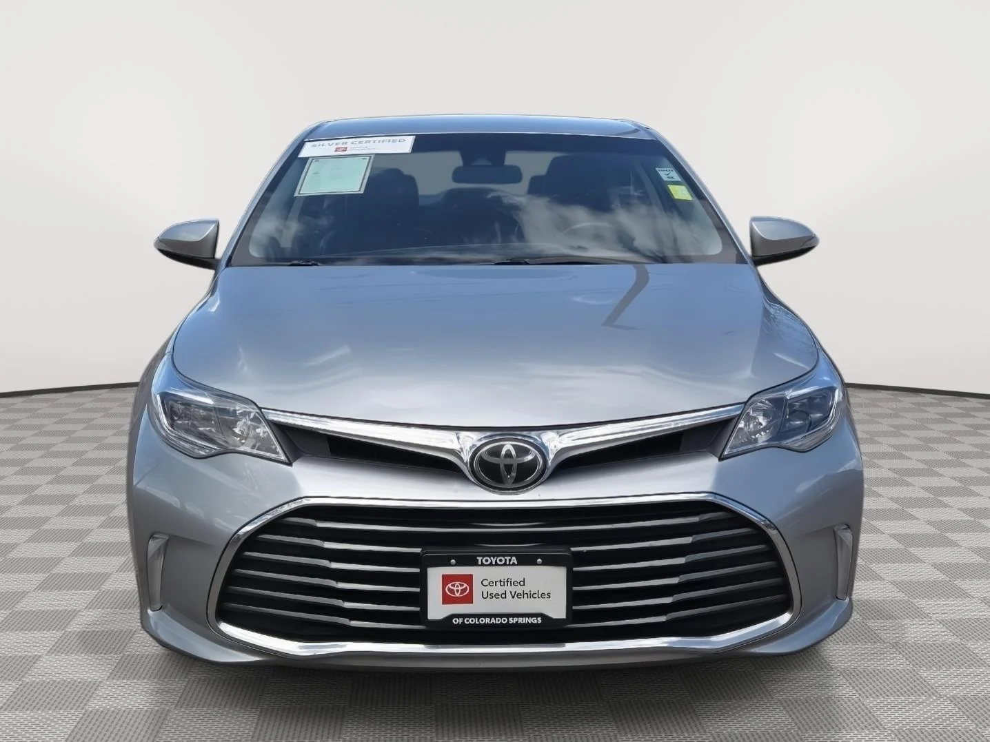 Certified Used 2018 Cosmic Gray Mica Toyota Limited image 4