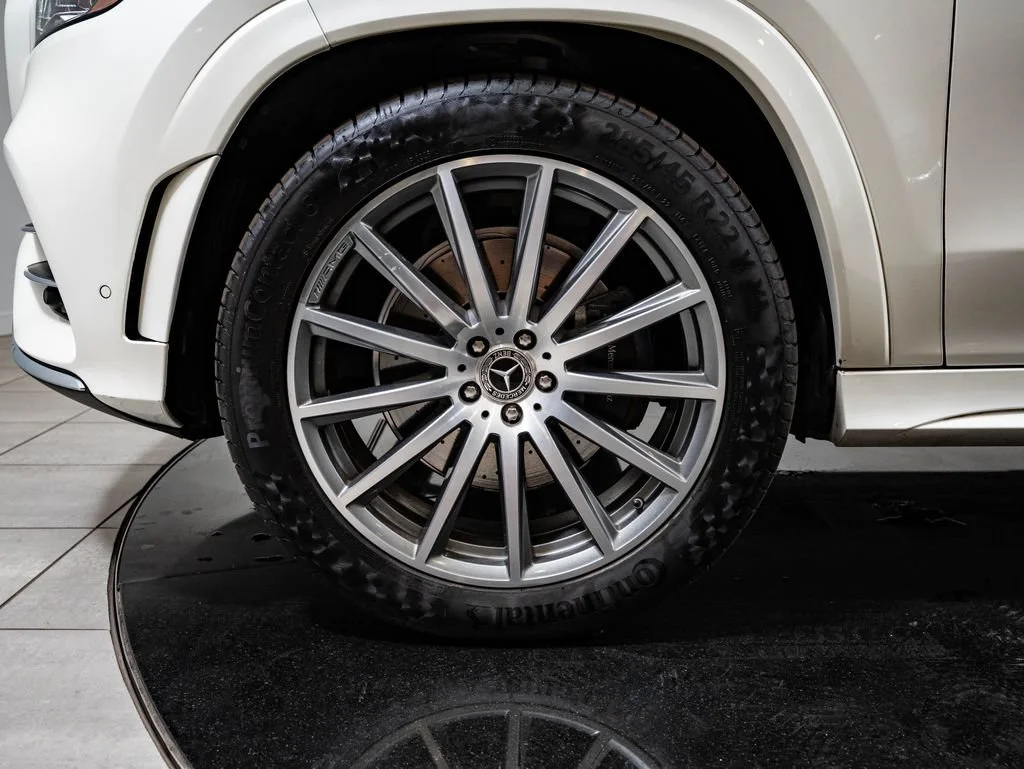 Used 2023 Manufaktur Diamond White Metallic Mercedes-Benz GLS 450 image 13