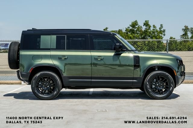 New 2026 Woolstone Green Metallic Land Rover S image 5