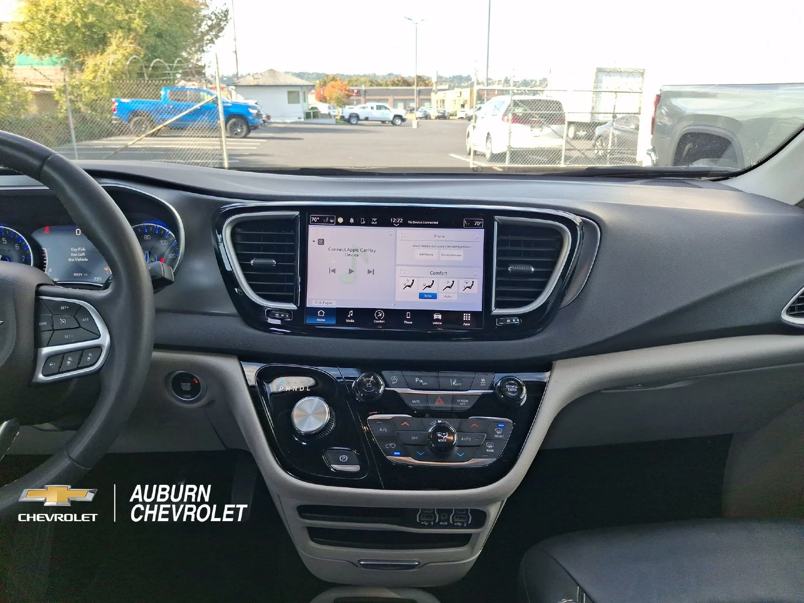 Used 2024 Silver Chrysler Touring L image 11