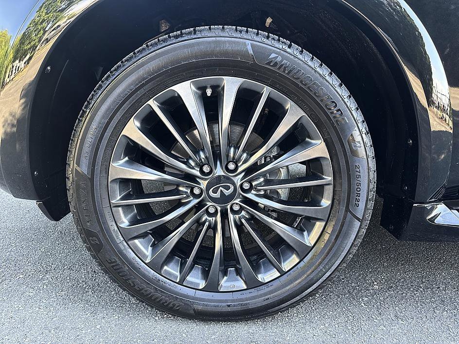 Used 2022 Mineral Black INFINITI PREMIUM SELECT image 8