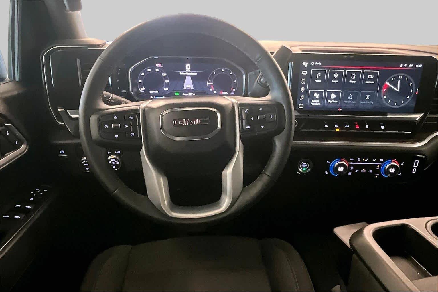 Used 2024 Onyx Black GMC Elevation image 5