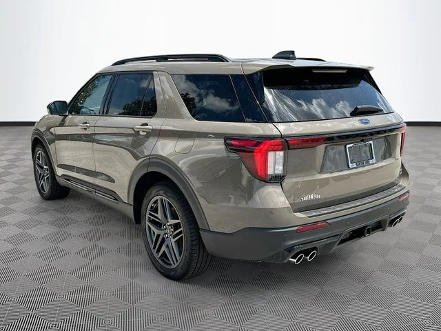 New 2026 Gray Ford ST image 4