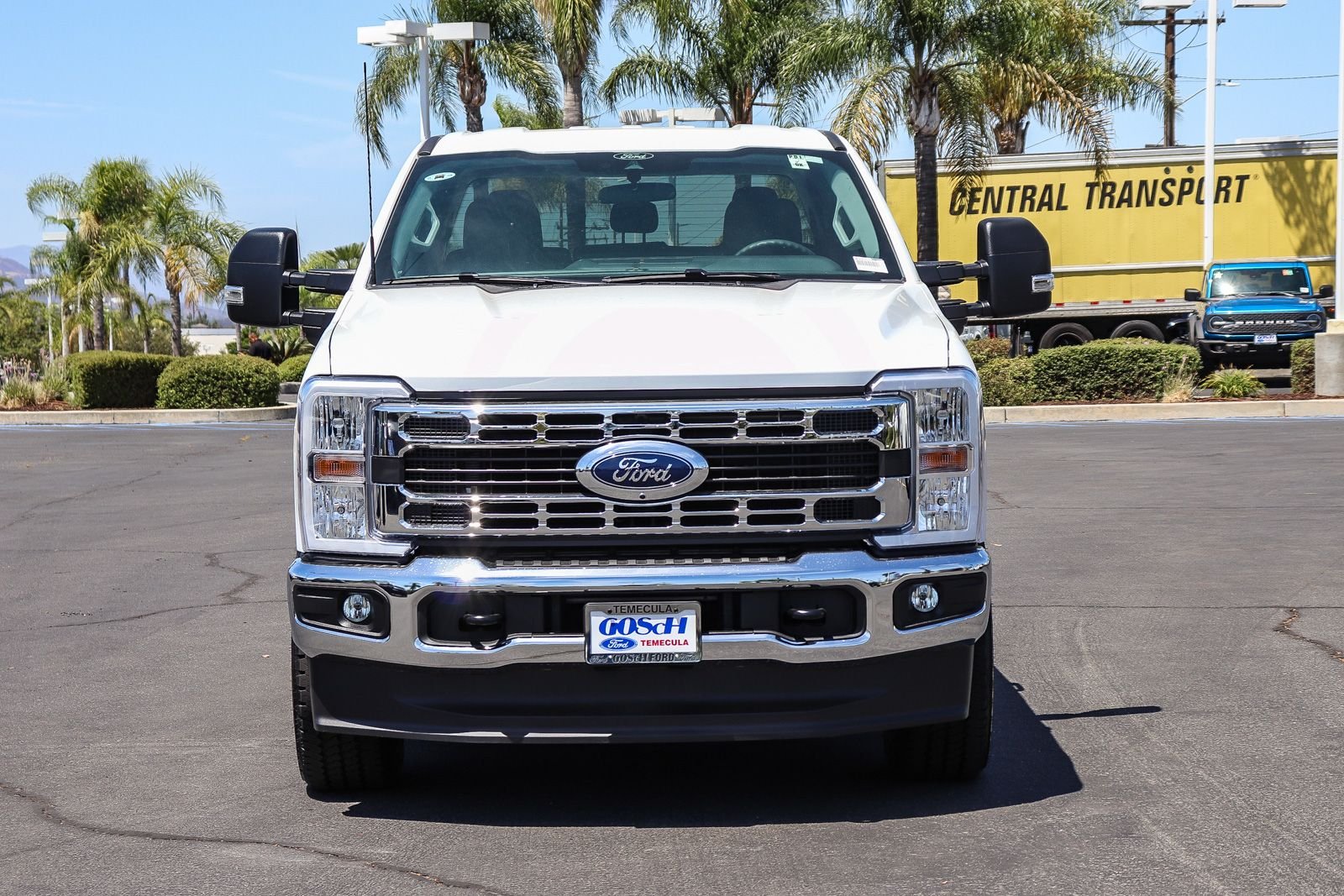 New 2026 Oxford White Ford F-250® XLT image 2
