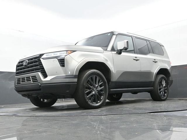 Used 2024 Atomic Silver Lexus 550 Premium image 12