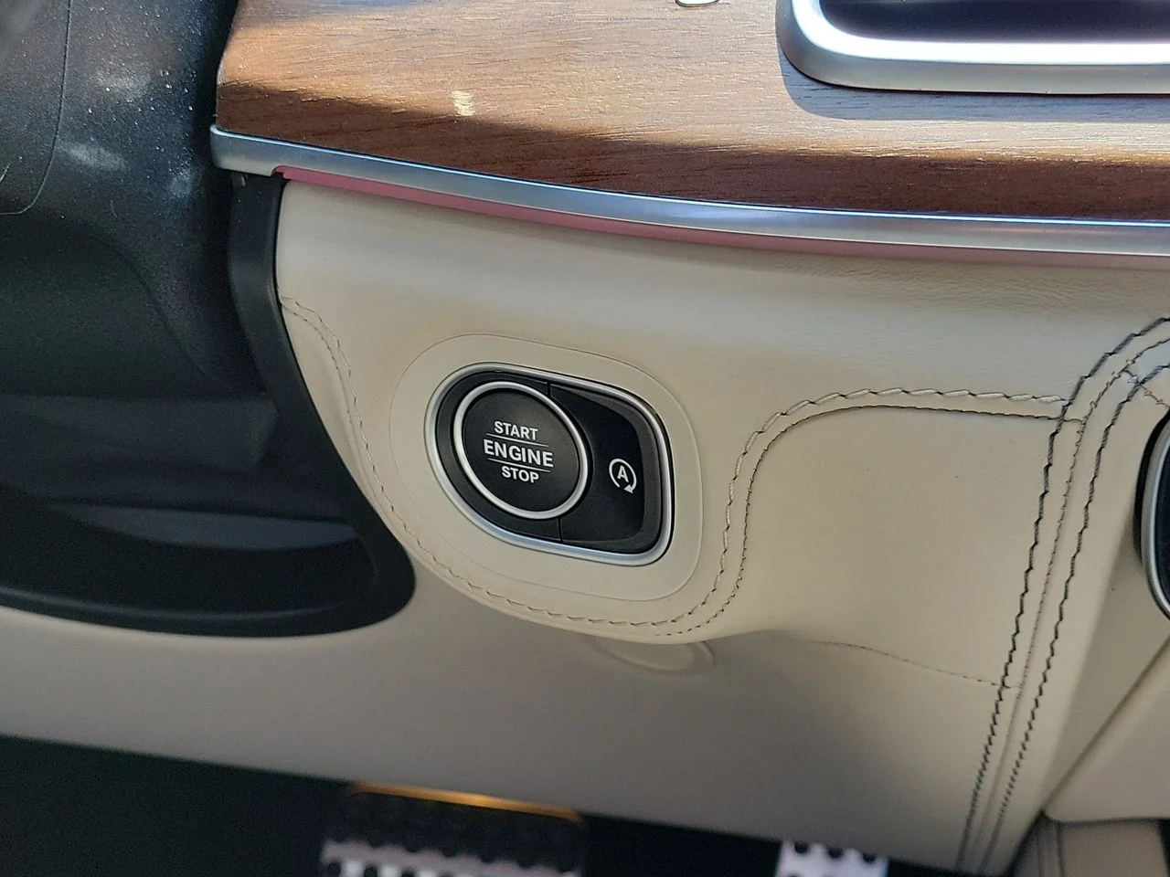 Certified Used 2024 Green Mercedes-Benz GLE 53 AMG® image 19
