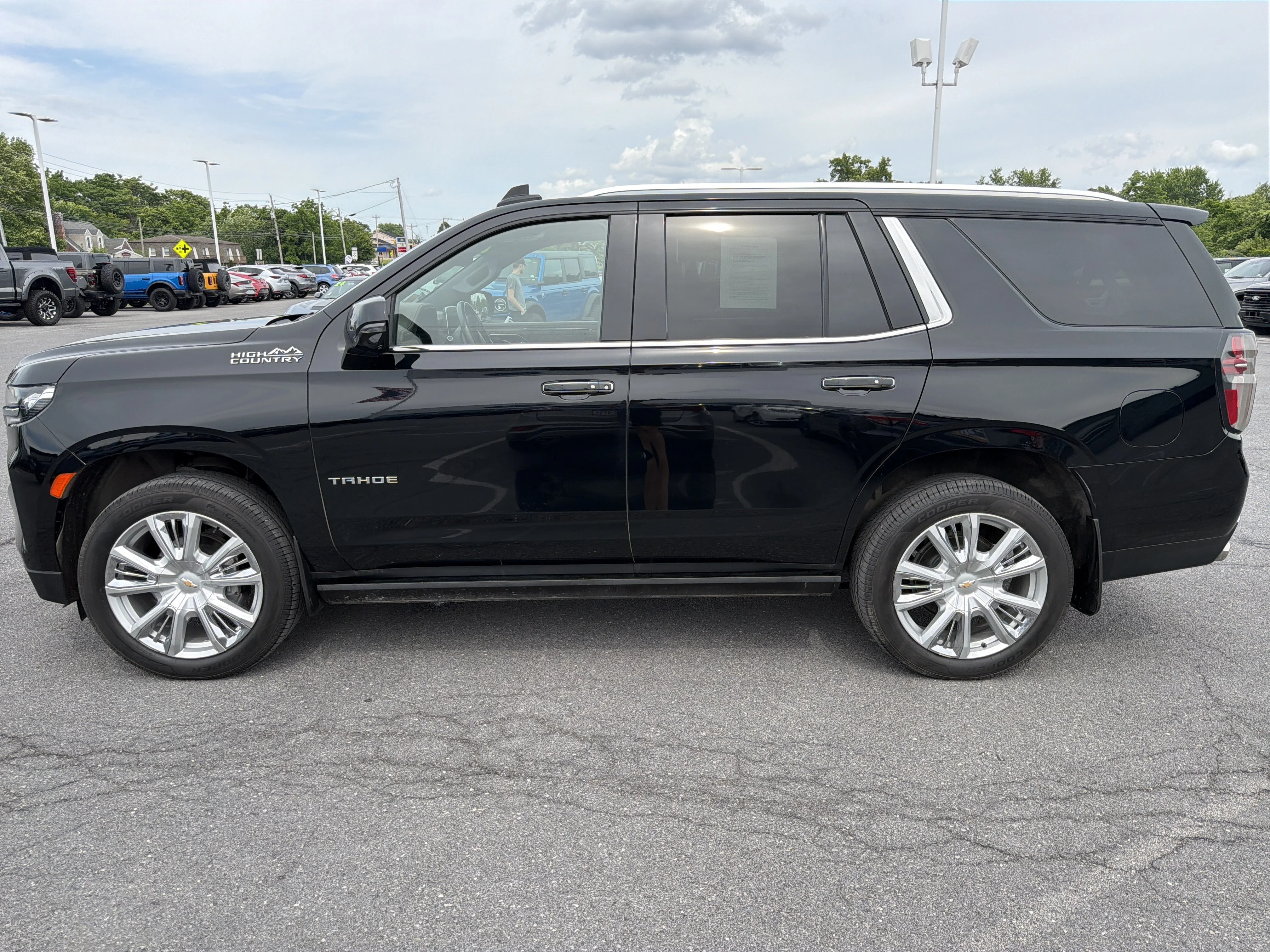 Used 2021 Black Chevrolet High Country image 10