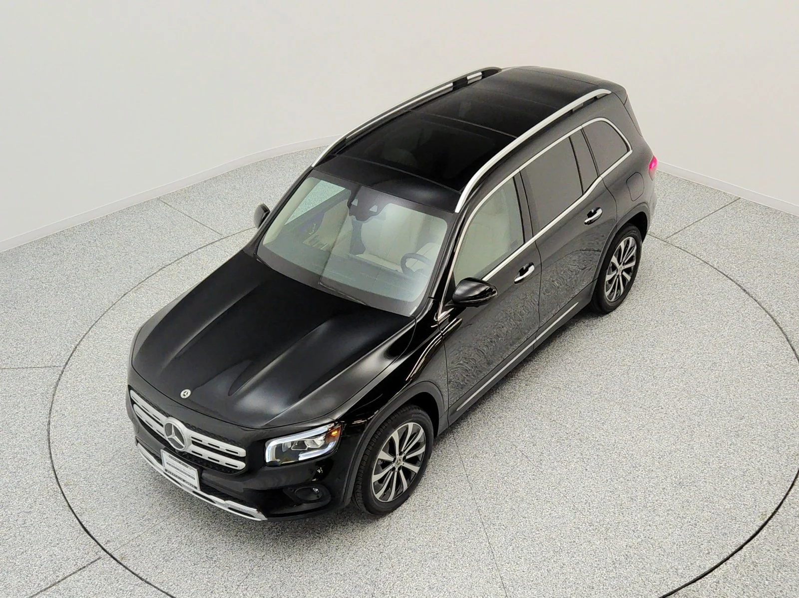 Used 2023 Night Black Mercedes-Benz GLB 250 SUV image 23