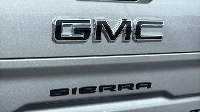 2026 GMC Sierra 1500 AT4X - Photo 28