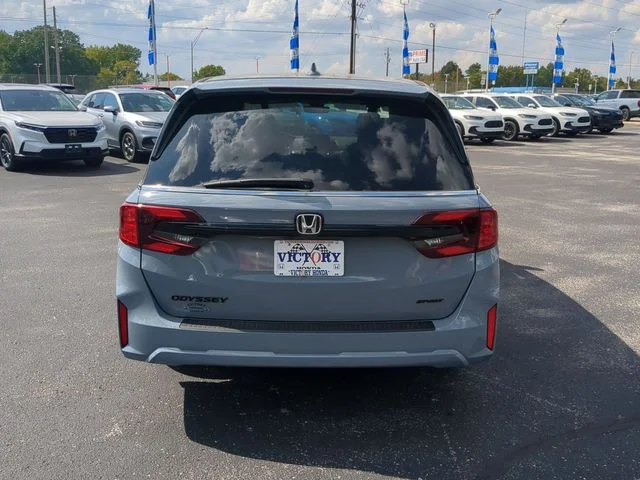 Used 2026 Sonic Gray Pearl Honda Sport-L image 9