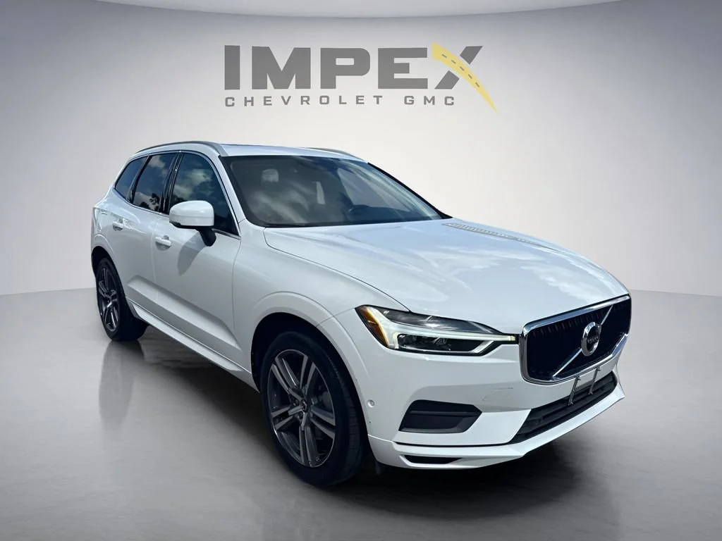 Used 2019  Volvo Momentum image 7