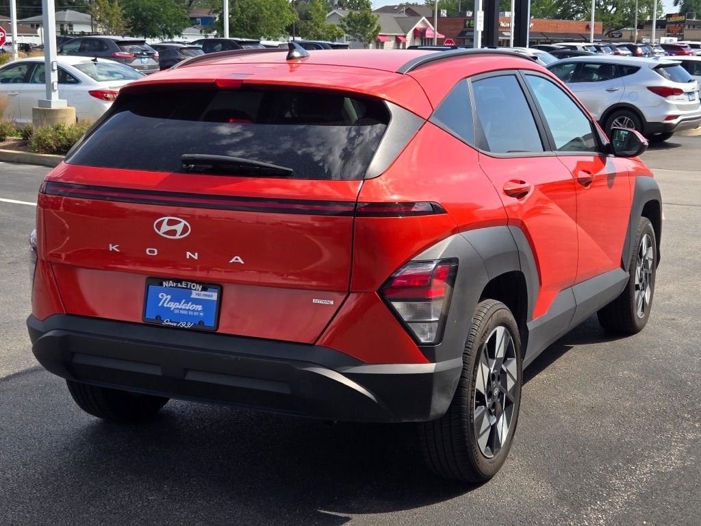 Used 2025 Orange Pearl Hyundai SEL image 11