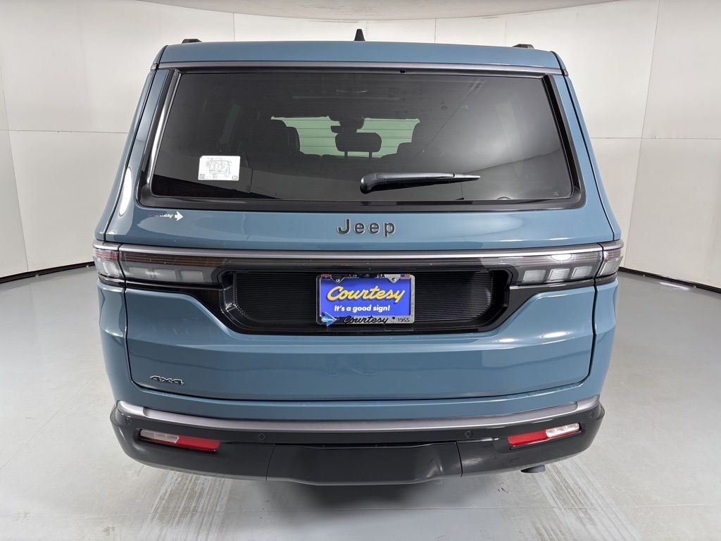 New 2026 Steel Blue Exterior Paint Jeep Limited Altitude image 7