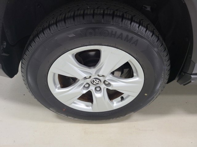 Certified Used 2020 Magnetic Gray Metallic Toyota Hybrid LE image 33