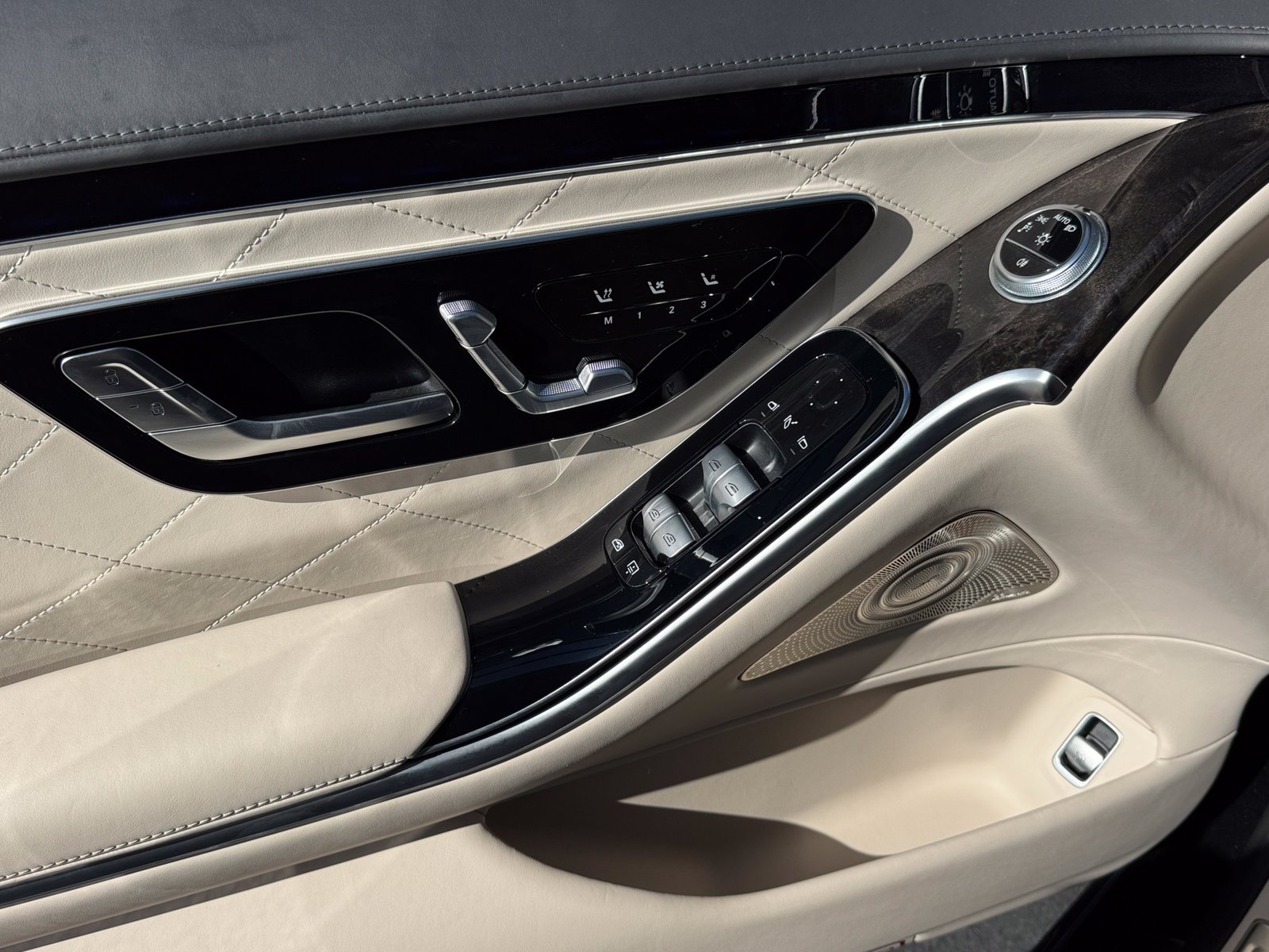 Certified Used 2021 Gray Mercedes-Benz S 580 image 20