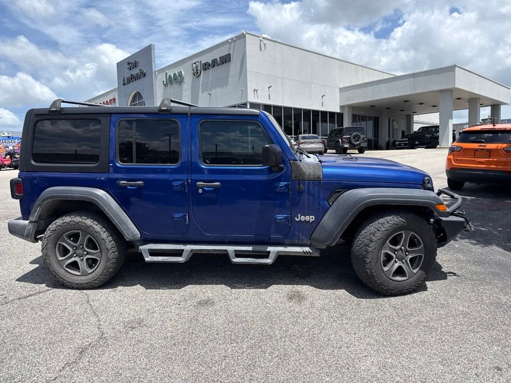 Used 2018 Blue Jeep Unlimited Sport S image 31