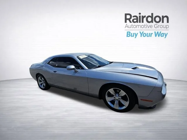 2018 Dodge Challenger SXT's photo