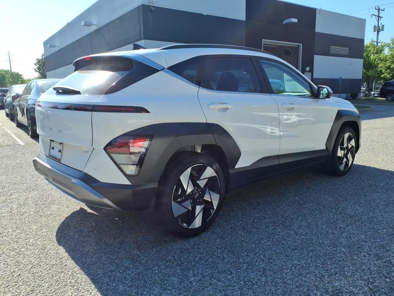 New 2026 Atlas White Hyundai Limited FWD image 6