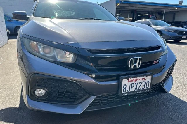 Used 2019 Gray Honda Si image 3