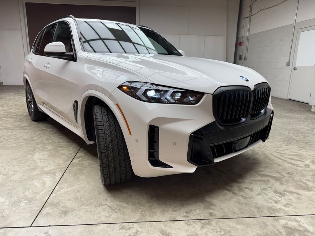 New 2026 White BMW xDrive40i image 7