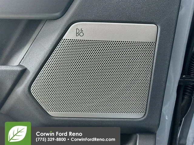 New 2026 Glacier Gray Metallic Tri-Coat Ford Lariat image 21