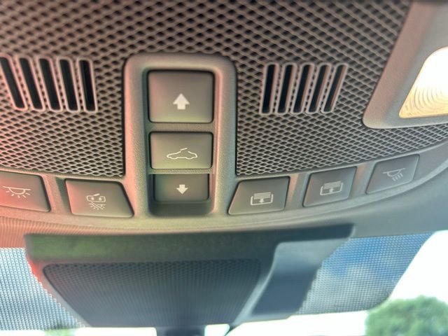 Used 2020 Black Metallic Ford Lariat image 39
