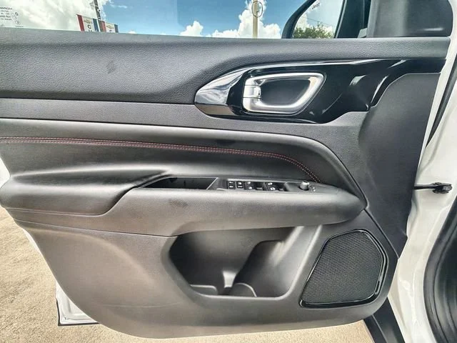 2025 Jeep Compass Trailhawk - Photo 21