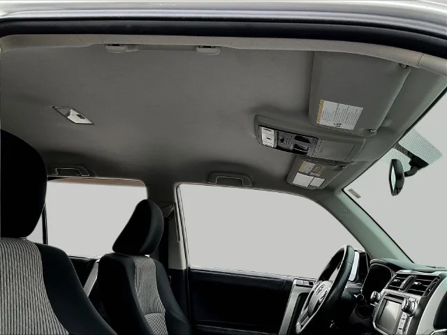 Used 2019 Silver Toyota SR5 image 32