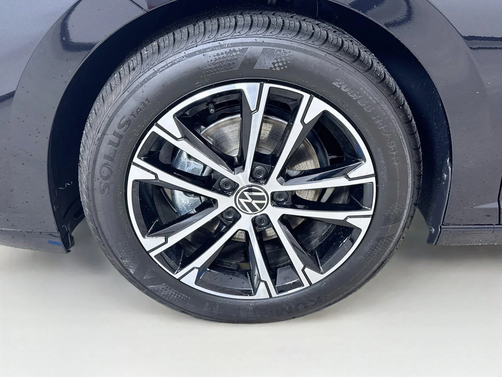 New 2027 Deep Black Pearl Volkswagen Sport image 29