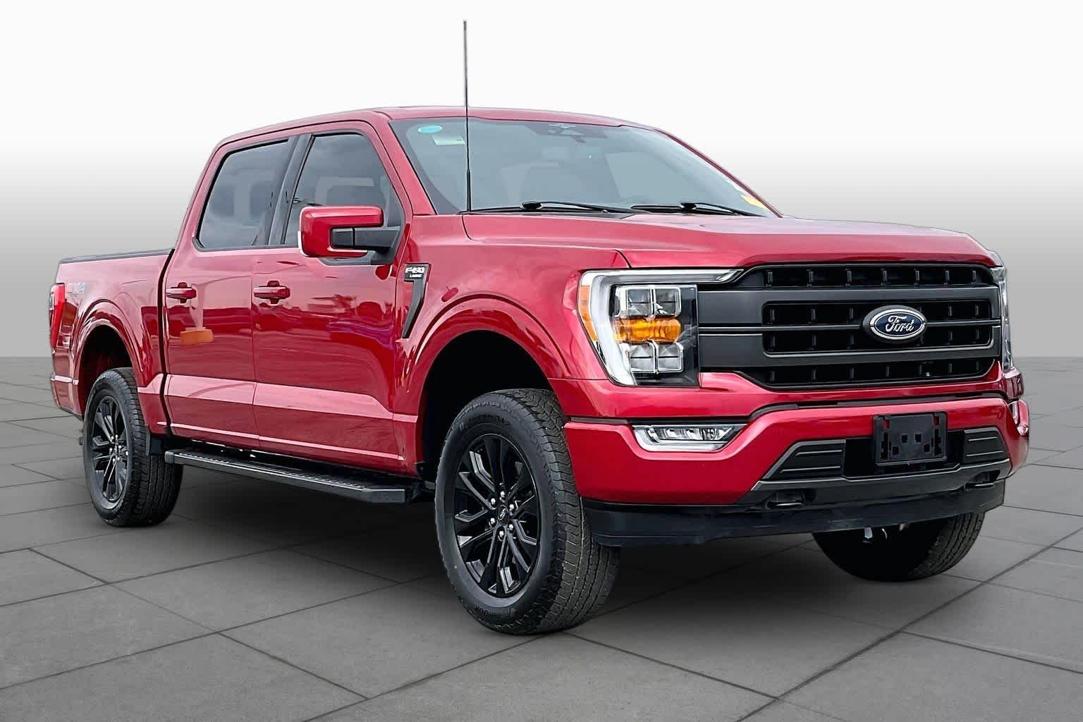 Used 2023 Rapid Red Metallic Tinted Clearcoat Ford LARIAT image 3