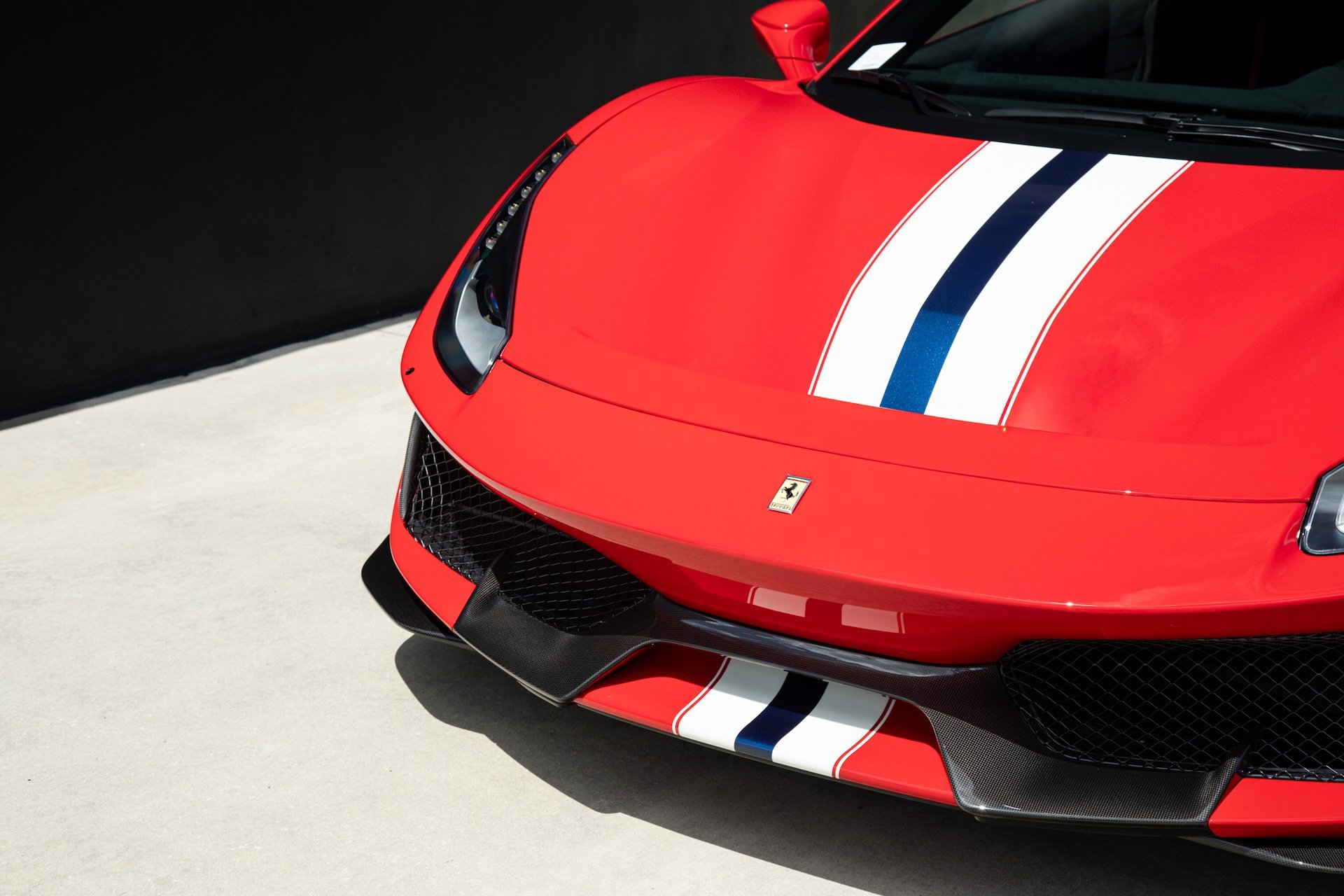 Certified Used 2020 Red Ferrari  image 16