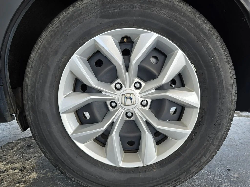 Used 2025  Honda LX image 38