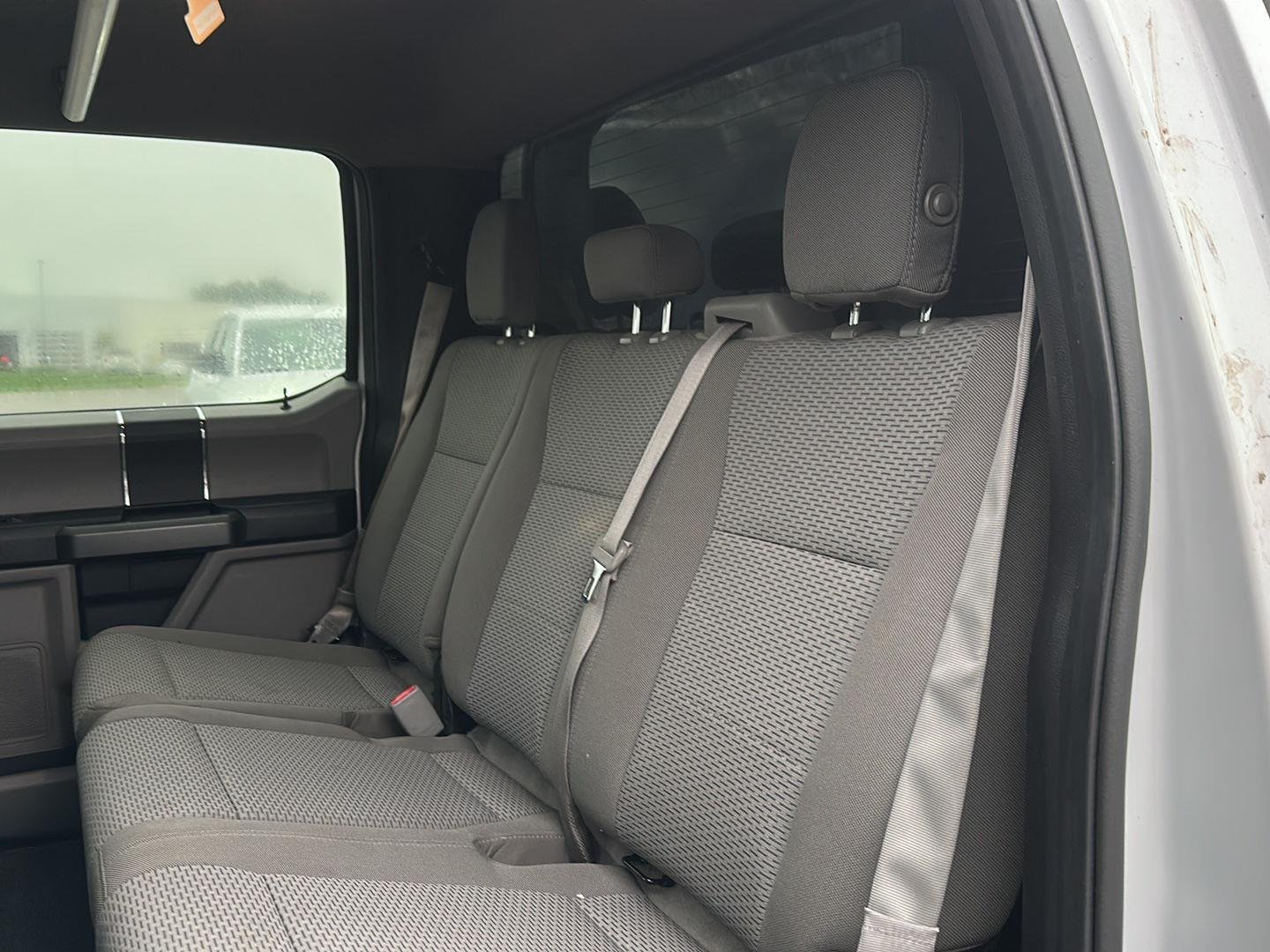 Used 2017 Oxford White Ford XLT image 8