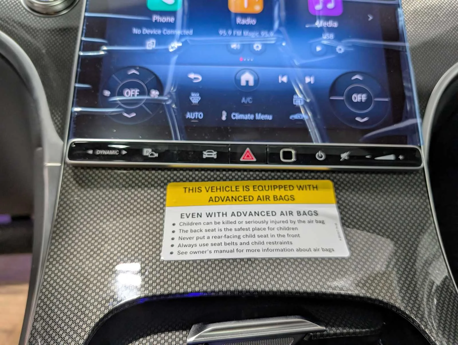 Certified Used 2026 Graphite Grey Metallic Mercedes-Benz GLC 300 image 29