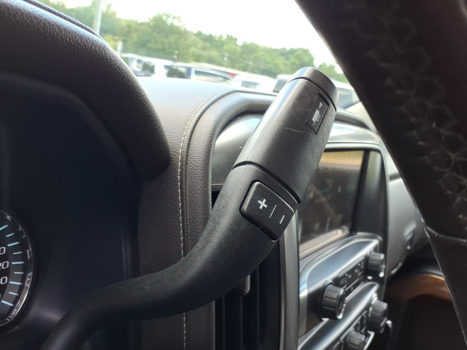 Used 2015 Summit White Chevrolet LTZ image 7