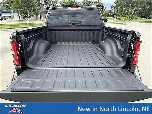 New 2026 Diamond Black Crystal Pearlcoat Ram Laramie image 7