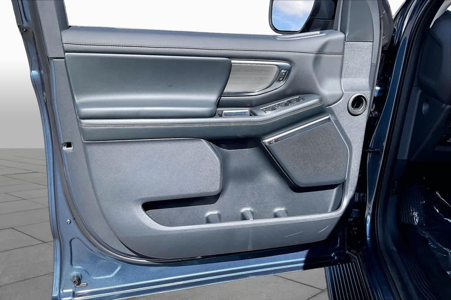 New 2027 Nocturnal Blue Metallic Ford MAX Platinum image 10
