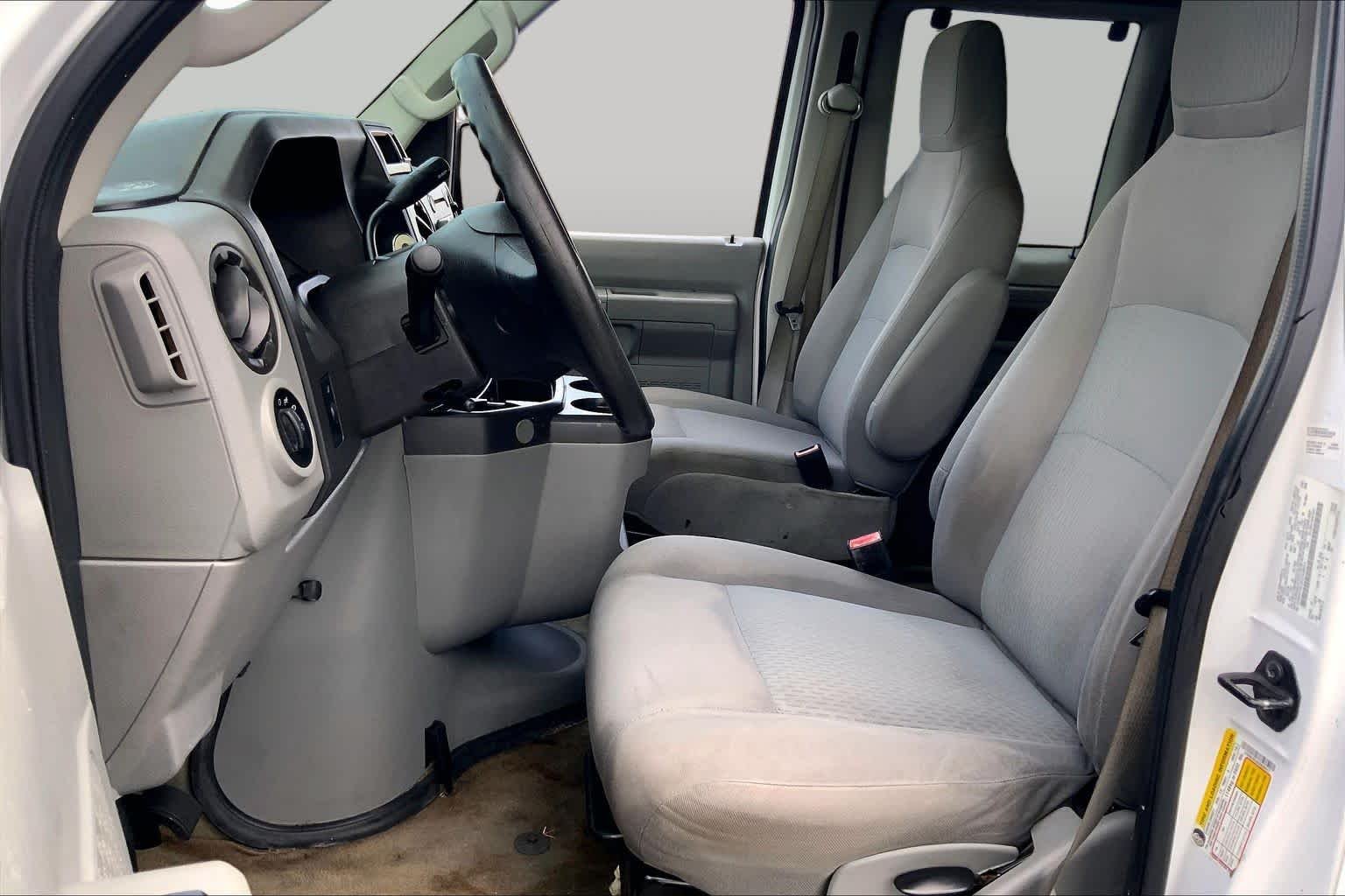 Used 2014 Oxford White Ford XLT image 8