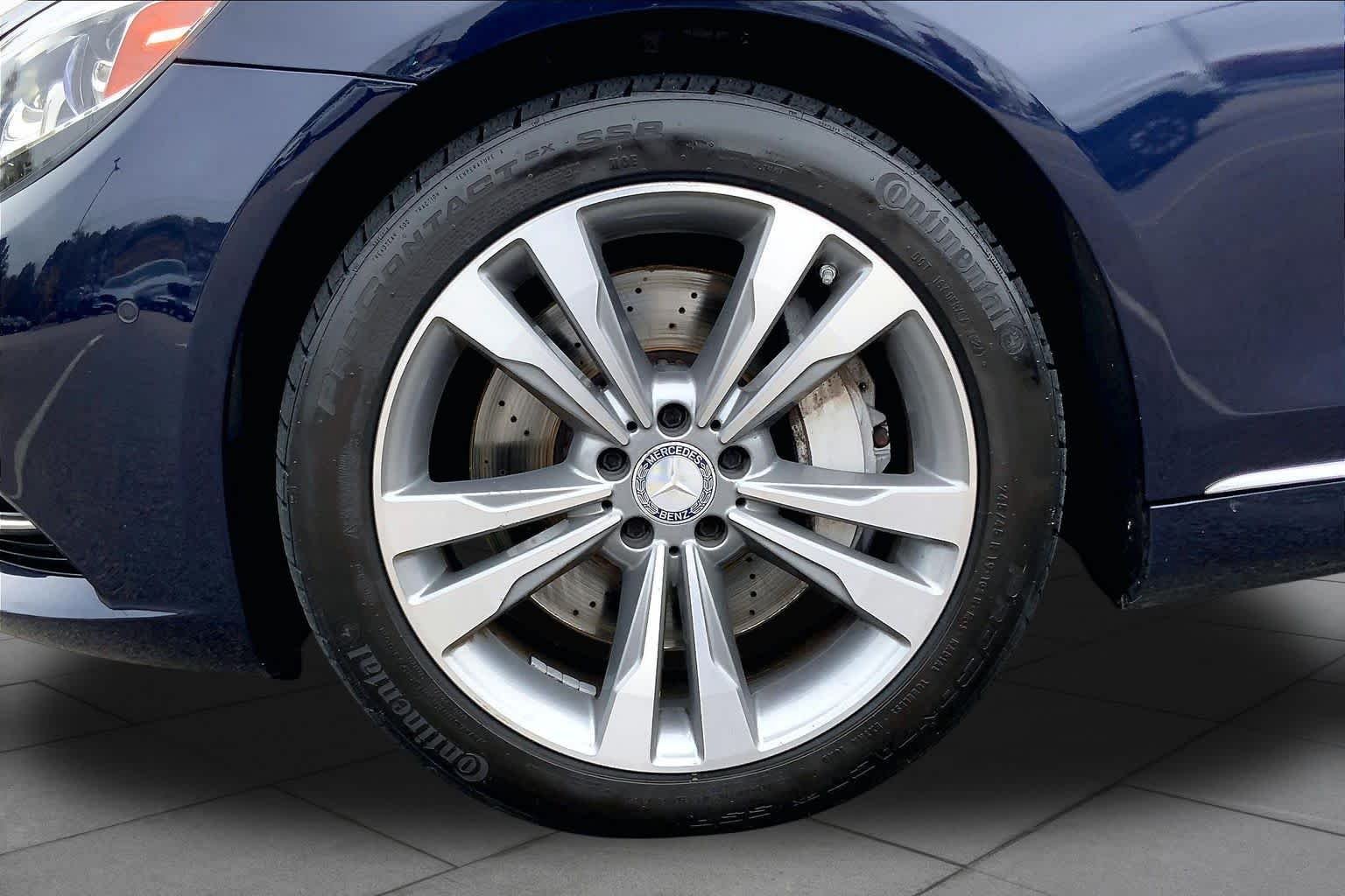 Used 2015 Lunar Blue Metallic Mercedes-Benz S 550 image 11