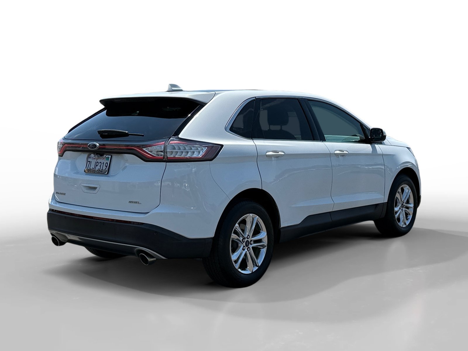 Used 2015 Oxford White Ford SEL image 5