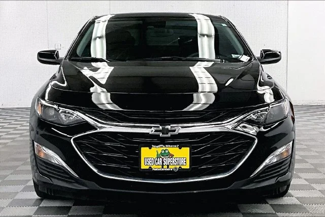 Used 2024 Mosaic Black Metallic Chevrolet RS image 3