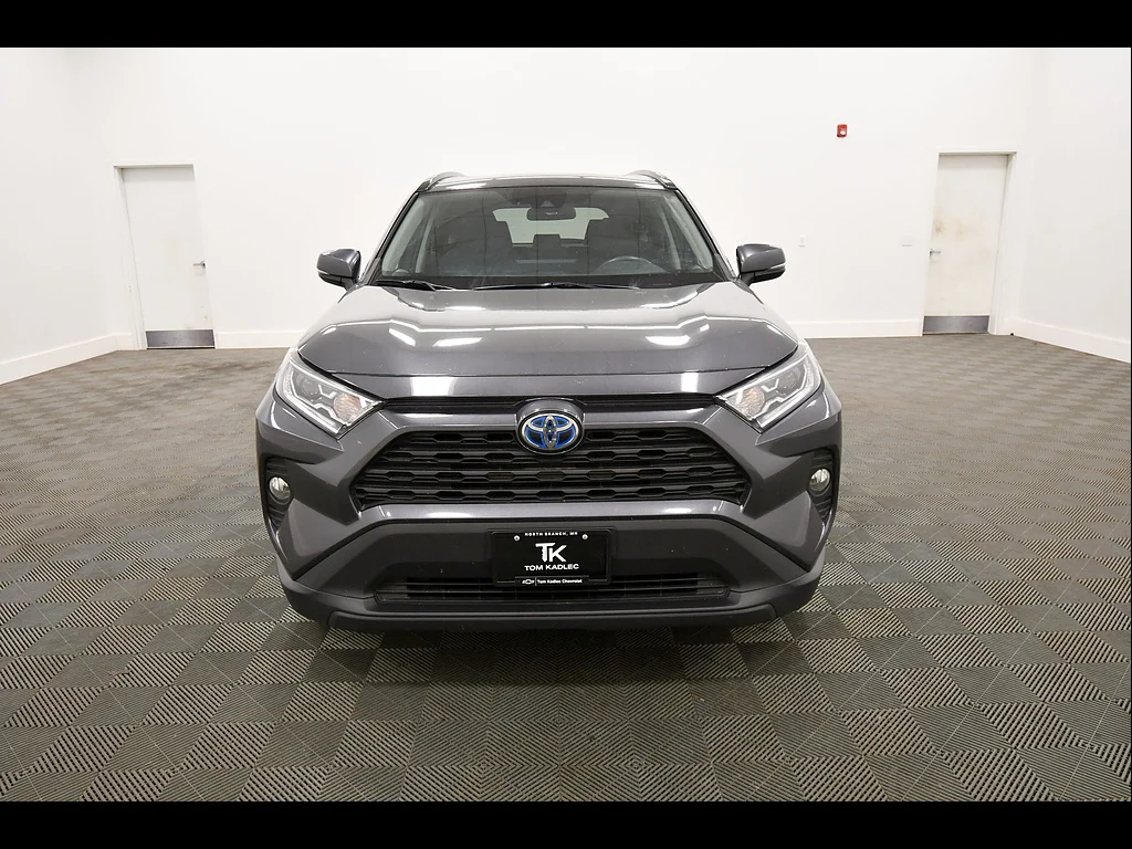 2019 Toyota RAV4 XLE - Photo 11