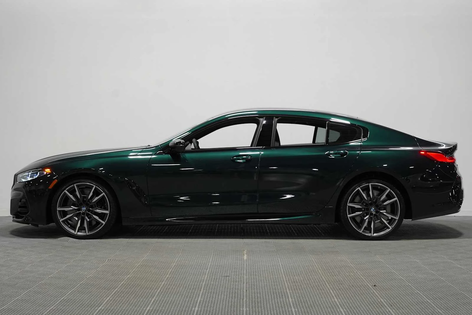 New 2026 Special Order Color BMW M850i image 4