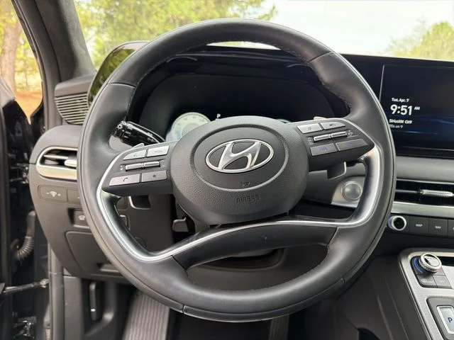 Used 2024 White Hyundai Calligraphy image 14